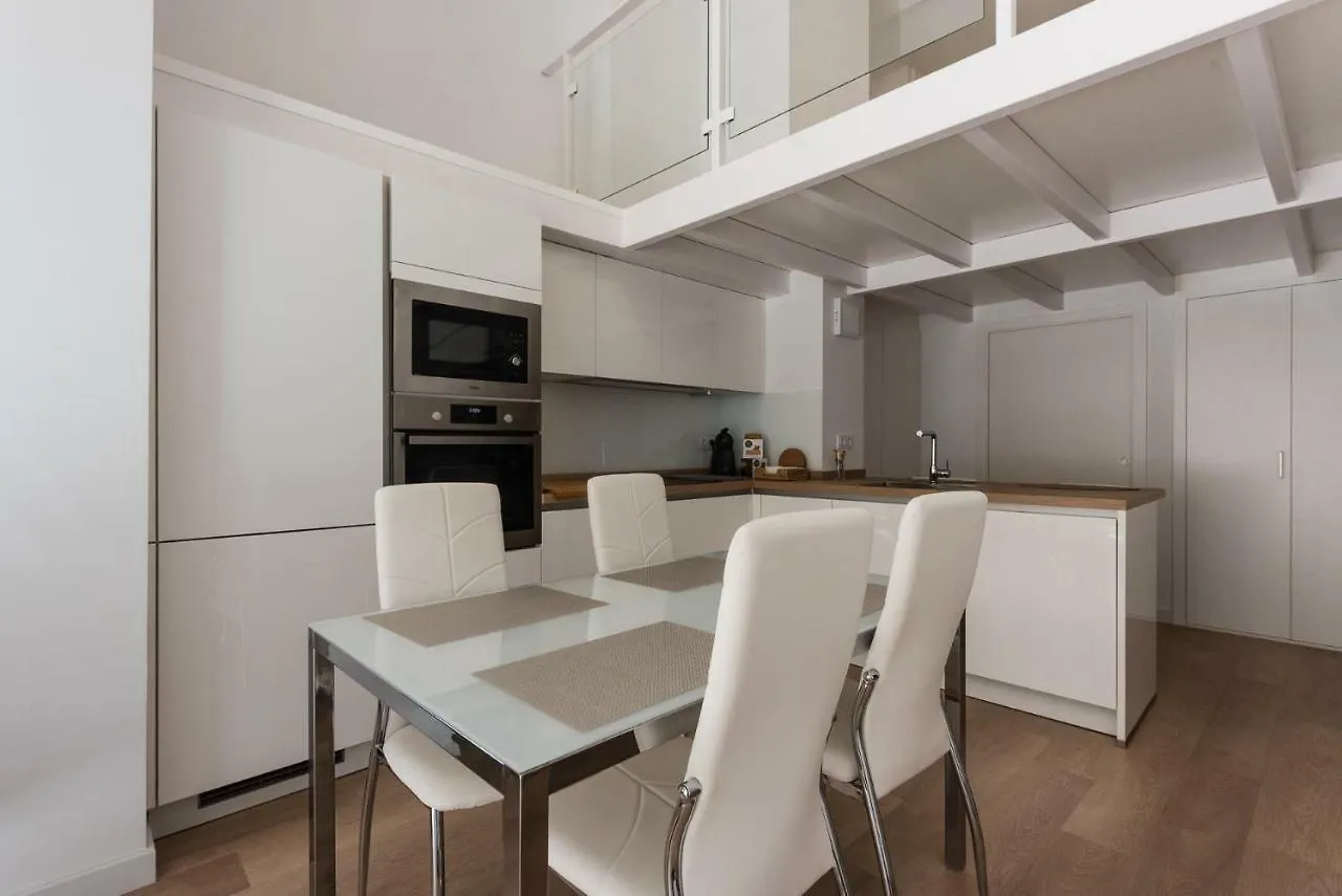 Luxury Campana Donkey Apartment Seville